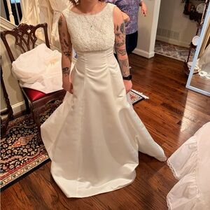 Pearled wedding dress with detachable train